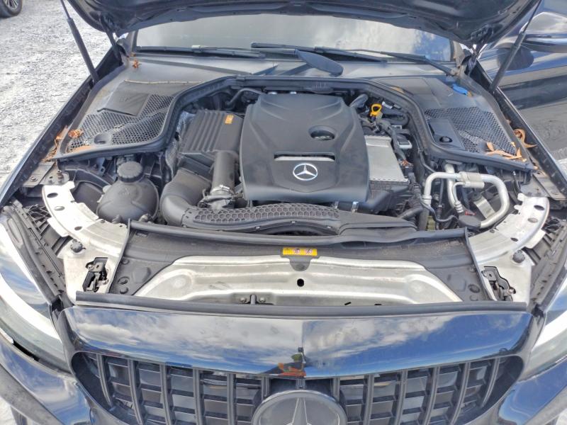 65801326 :رقم المزاد ، 55SWF4KB9HU221428 vin ، 2017 Mercedes-benz C مزاد بيع