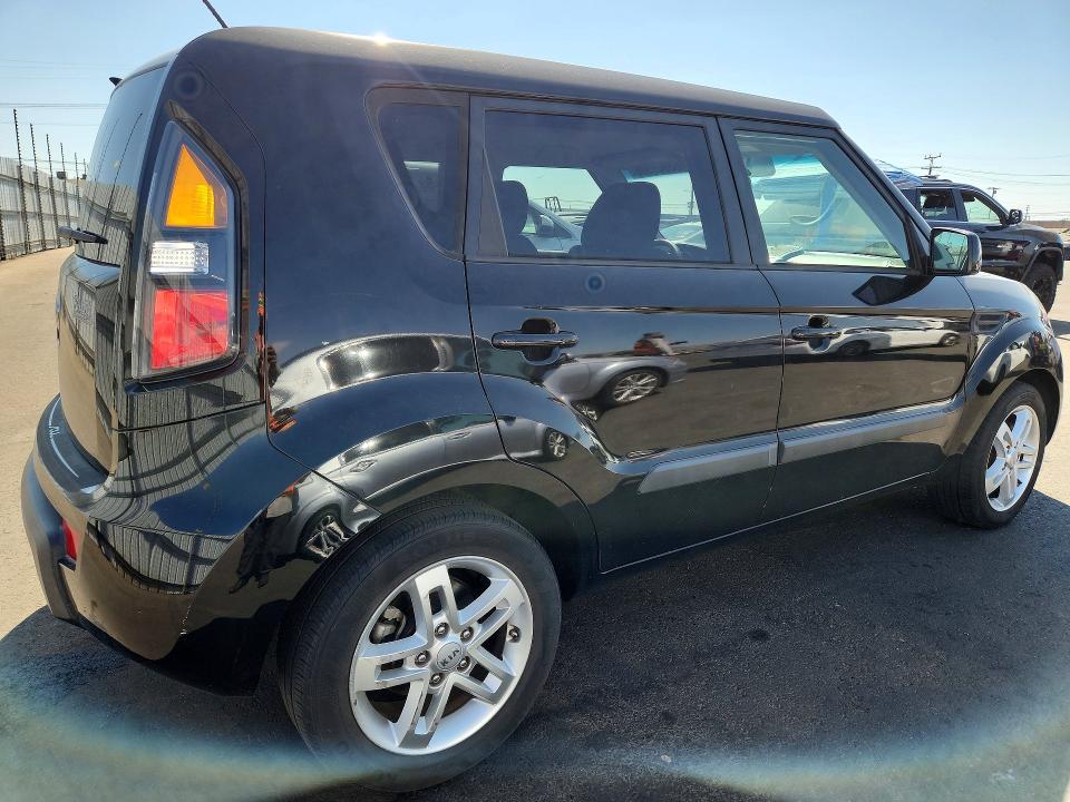 Продажа на аукционе авто 2011 Kia Soul, vin: KNDJT2A2XB7343688, номер лота: 63909506