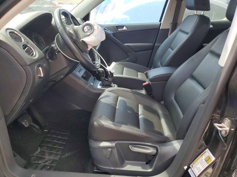 61367946 :رقم المزاد ، WVGAV7AX8GW519116 vin ، 2016 Volkswagen Tiguan مزاد بيع