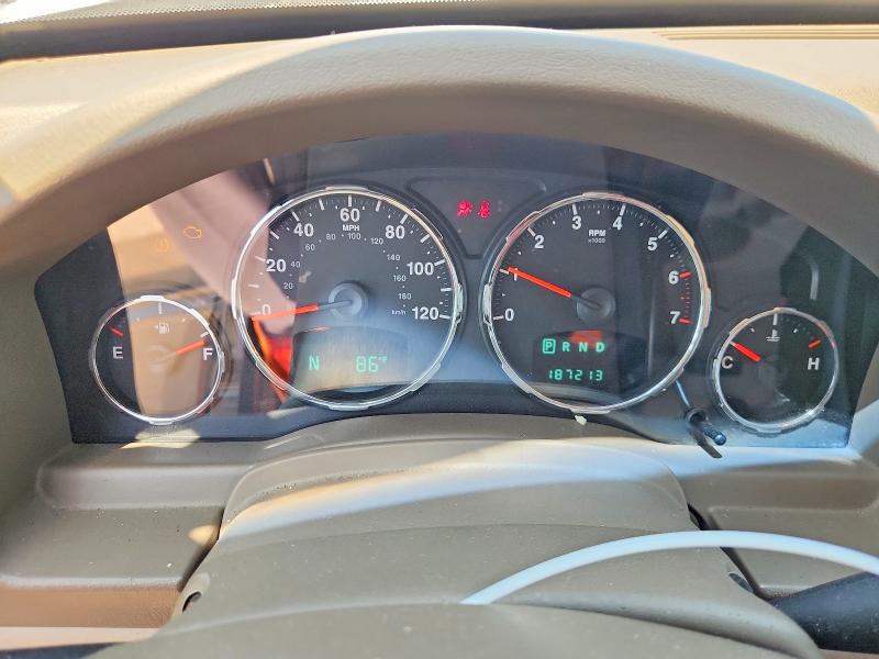 2010 Jeep Liberty მანქანა იყიდება აუქციონზე, vin: 1J4PP2GK5AW112301, აუქციონის ნომერი: 65235236