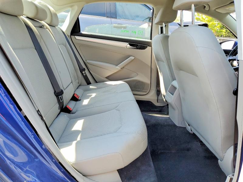 63245426 :رقم المزاد ، 1VWAT7A37HC045506 vin ، 2017 Volkswagen Passat مزاد بيع