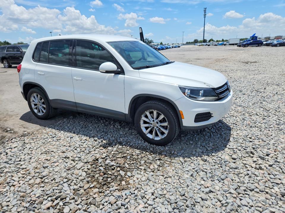 64537906 :رقم المزاد ، WVGA3AX2EW554840 vin ، 2014 Volkswagen Tiguan مزاد بيع