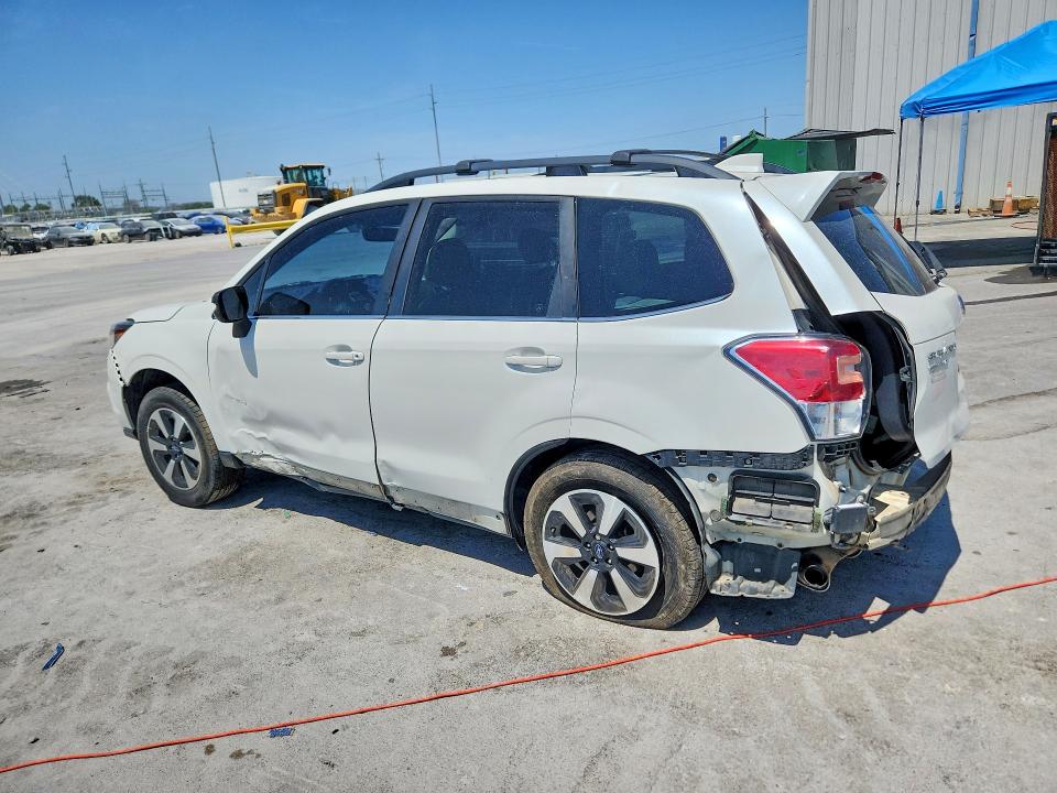 65188406 :رقم المزاد ، JF2SJARC4HH429813 vin ، 2017 Subaru Forester مزاد بيع