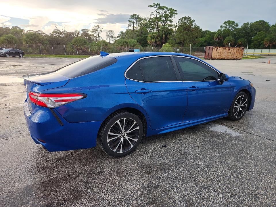 2019 Toyota Camry მანქანა იყიდება აუქციონზე, vin: 4T1B11HK8KU233956, აუქციონის ნომერი: 66926866