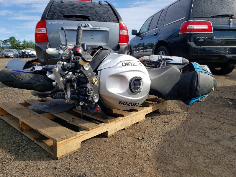 Продажа на аукционе авто 2026 Suzuki Gsx-r600, vin: JS1GN7FA7T7101082, номер лота: 70775696