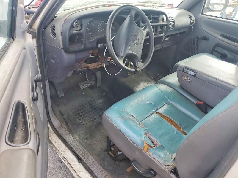 62264426 :رقم المزاد ، 3B7KC26Z5XM589538 vin ، 1999 Dodge Ram 2500 مزاد بيع