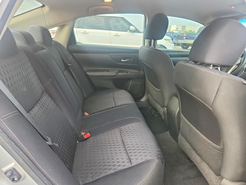 2016 Nissan Altima მანქანა იყიდება აუქციონზე, vin: 1N4AL3AP0GN347498, აუქციონის ნომერი: 63889626