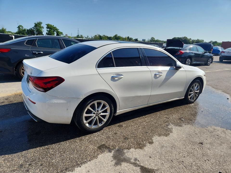 64509446 :رقم المزاد ، WDD3G4EB9KW026225 vin ، 2019 Mercedes-benz A مزاد بيع