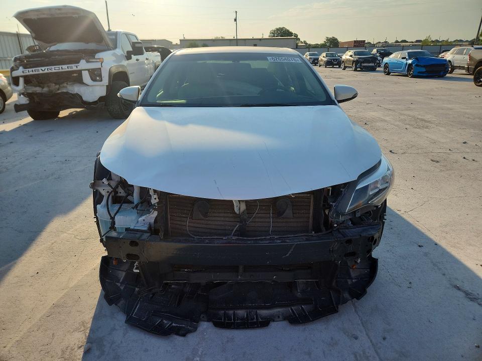 62654076 :رقم المزاد ، 4T1BK1EB5GU242591 vin ، 2016 Toyota Avalon مزاد بيع