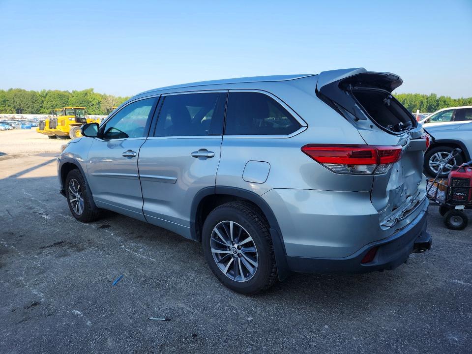 Продаж на аукціоні авто 2017 Toyota Highlander, vin: 5TDJZRFH8HS508995, номер лоту: 62882106
