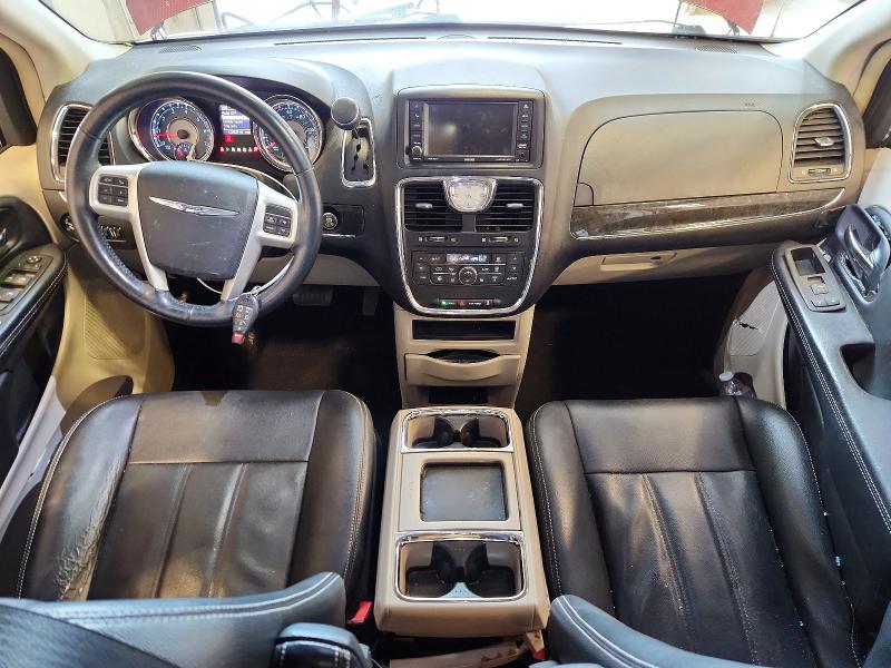 64895266 :رقم المزاد ، 2C4RC1BG5GR138647 vin ، 2016 Chrysler Town & Country مزاد بيع