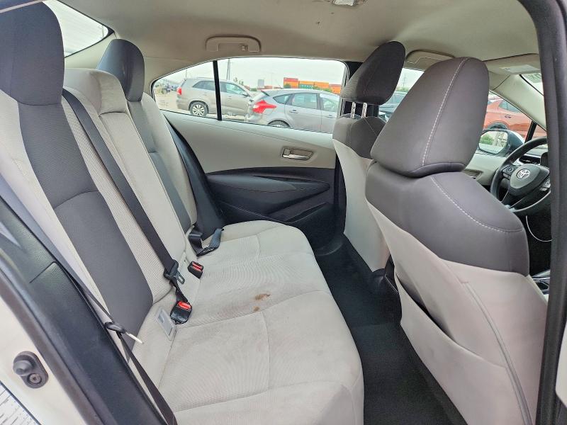 64600576 :رقم المزاد ، 5YFEPMAE3MP215855 vin ، 2021 Toyota Corolla مزاد بيع