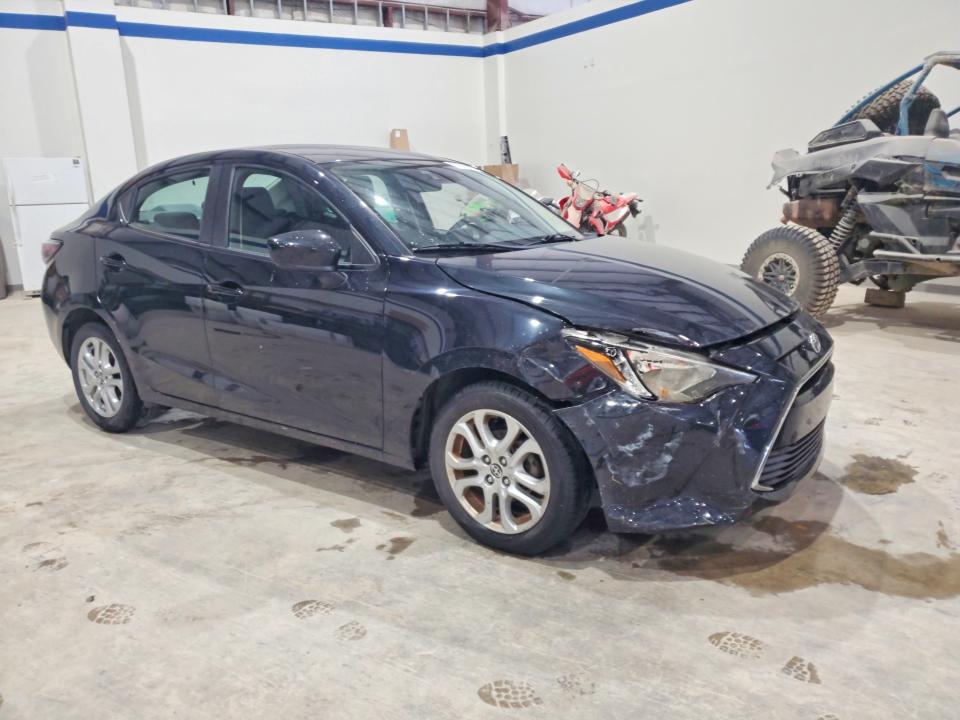 63357036 :رقم المزاد ، 3MYDLBZV5GY135057 vin ، 2016 Scion Ia مزاد بيع