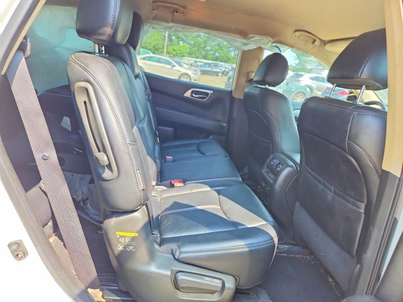 63820186 :رقم المزاد ، 5N1DR2MM5KC631565 vin ، 2019 Nissan Pathfinder مزاد بيع