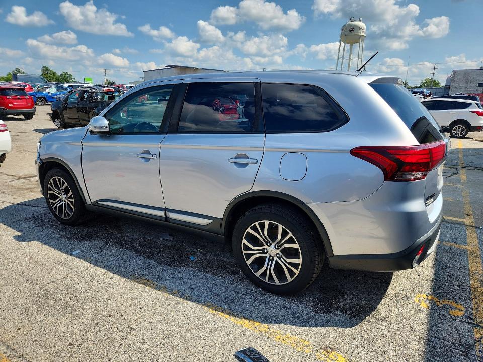 Продаж на аукціоні авто 2016 Mitsubishi Outlander, vin: JA4AZ3A39GZ033437, номер лоту: 63301936