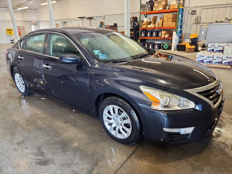 64606306 :رقم المزاد ، 1N4AL3AP3FC263458 vin ، 2015 Nissan Altima مزاد بيع