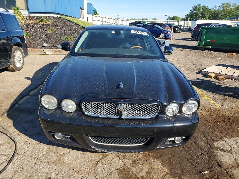 Продажа на аукционе авто 2009 Jaguar Xj8, vin: SAJWA79B99SH31570, номер лота: 64796646