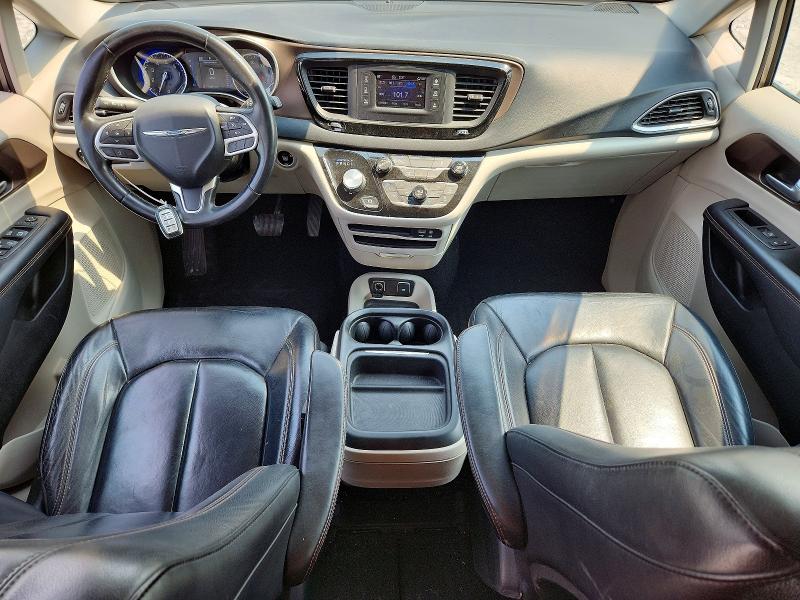 Продажа на аукционе авто 2017 Chrysler Pacifica, vin: 2C4RC1BG8HR608106, номер лота: 63756546