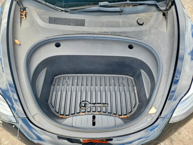 2022 Tesla Model 3 მანქანა იყიდება აუქციონზე, vin: 5YJ3E1EA5NF370214, აუქციონის ნომერი: 63897006