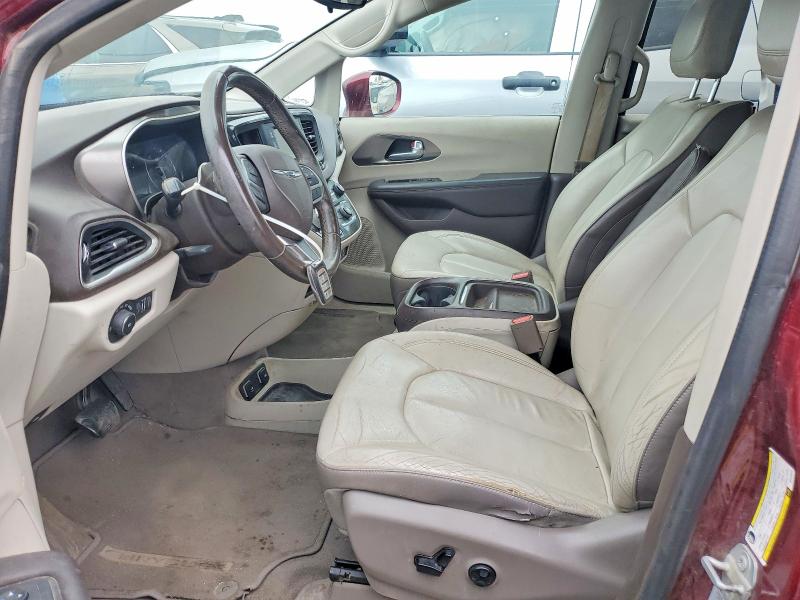 63692966 :رقم المزاد ، 2C4RC1BG1HR720245 vin ، 2017 Chrysler Pacifica مزاد بيع