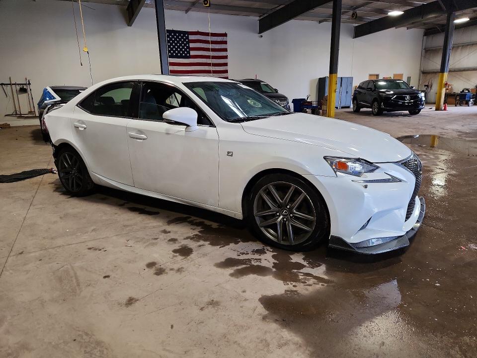 Продажа на аукционе авто 2015 Lexus Is, vin: JTHCE1D21F5007663, номер лота: 65162136