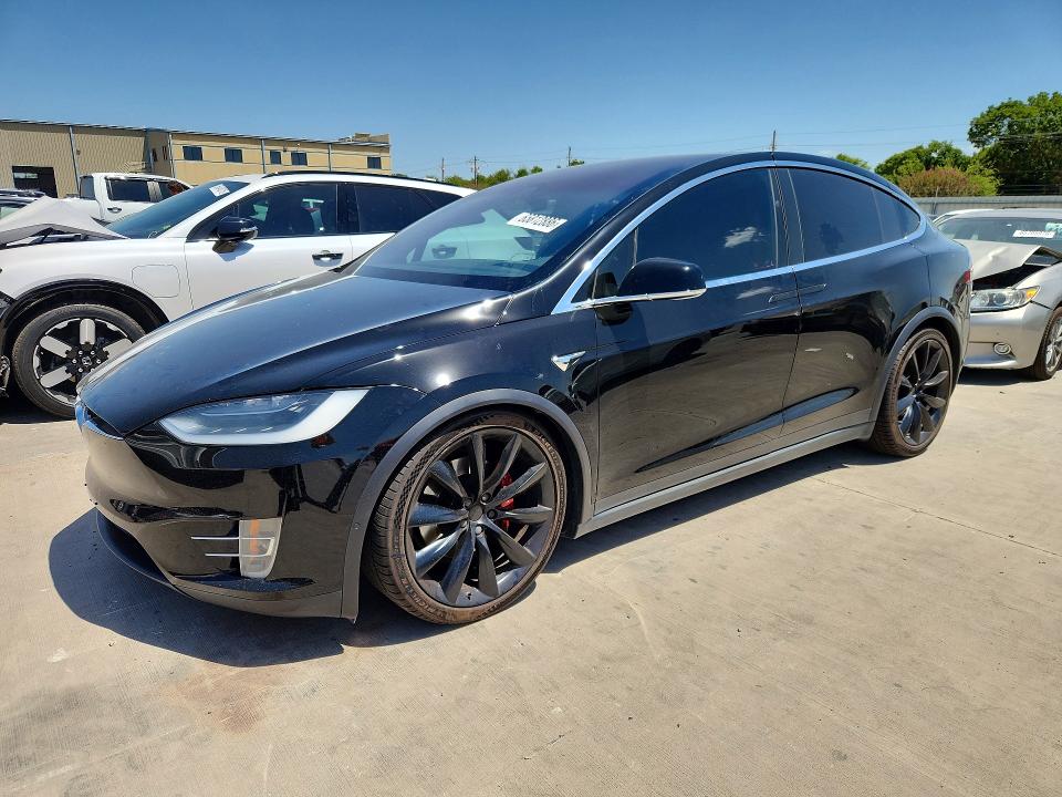 Продаж на аукціоні авто 2018 Tesla Model X, vin: 5YJXCBE48JF091373, номер лоту: 65812886