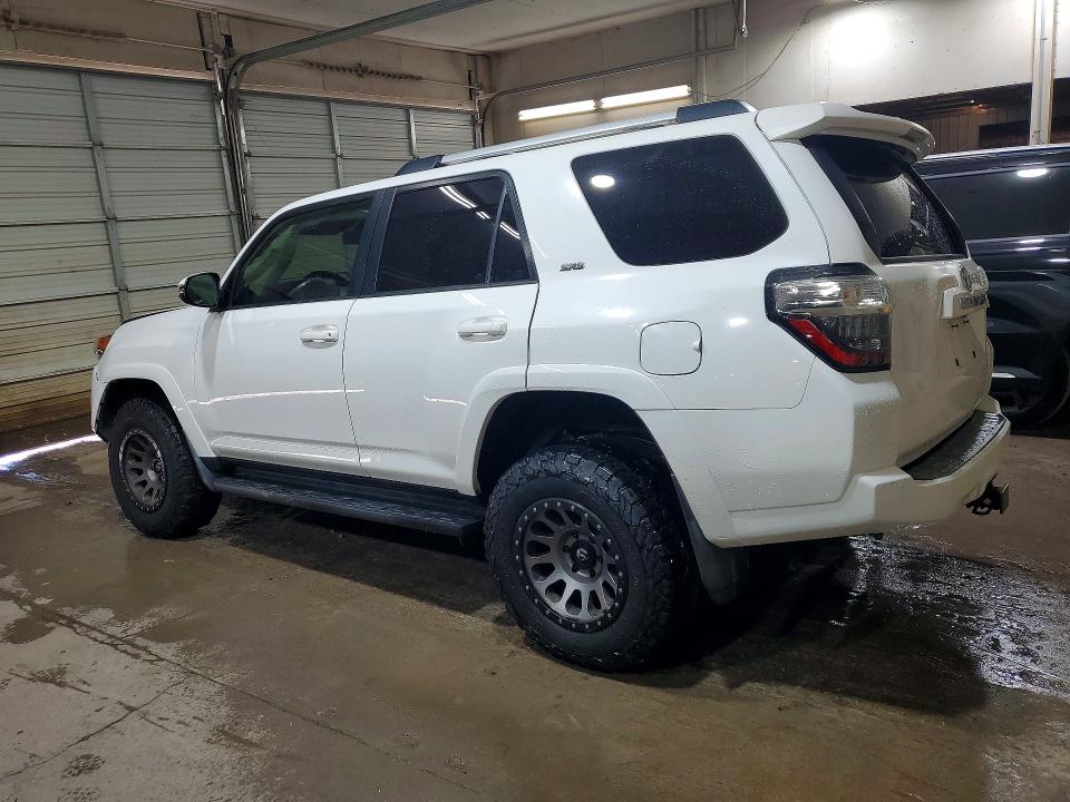 66203646 :رقم المزاد ، JTEZU5JR0L5214267 vin ، 2020 Toyota 4runner مزاد بيع