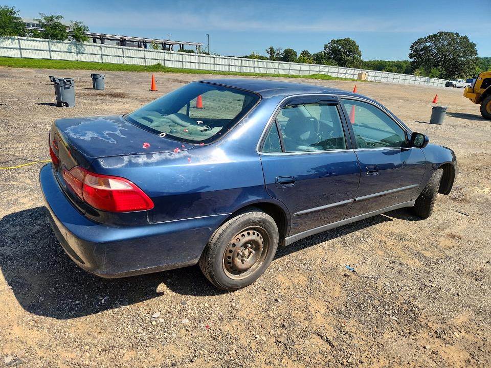 Продажа на аукционе авто 2000 Honda Accord, vin: 1HGCG5645YA059679, номер лота: 66139216