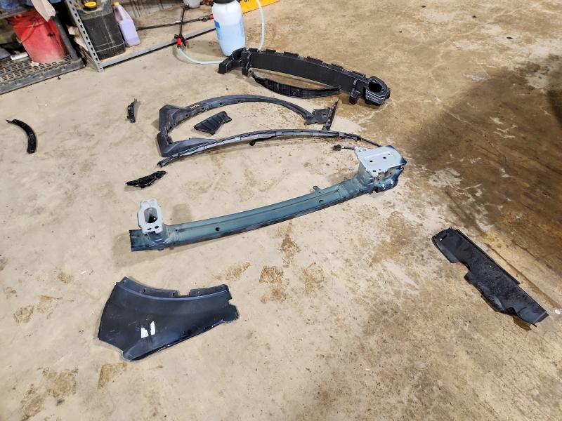 2018 Toyota Rav4 მანქანა იყიდება აუქციონზე, vin: JTMBFREV8JJ219235, აუქციონის ნომერი: 63745866