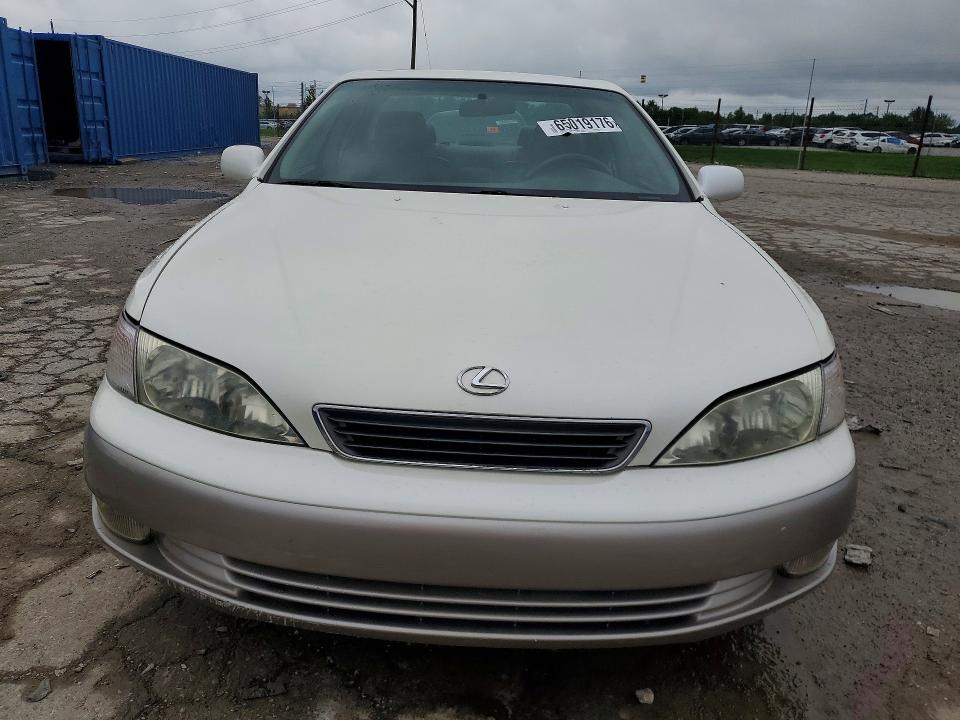 Продажа на аукционе авто 1997 Lexus Es, vin: JT8BF22G7V0013878, номер лота: 65019176