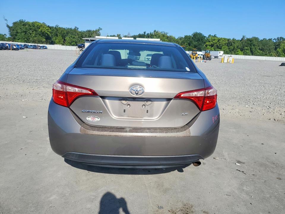 Продажа на аукционе авто 2017 Toyota Corolla, vin: 5YFBURHE2HP717597, номер лота: 64572926