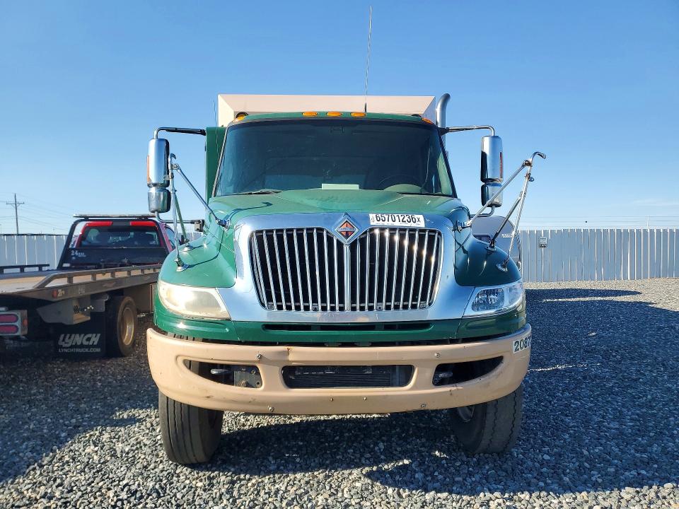 65701236 :رقم المزاد ، 1HTMKAAN8BH329872 vin ، 2011 International 4400 مزاد بيع