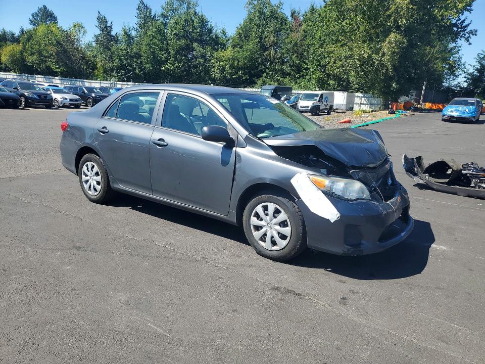 Продажа на аукционе авто 2013 Toyota Corolla, vin: 2T1BU4EE1DC971951, номер лота: 64464866