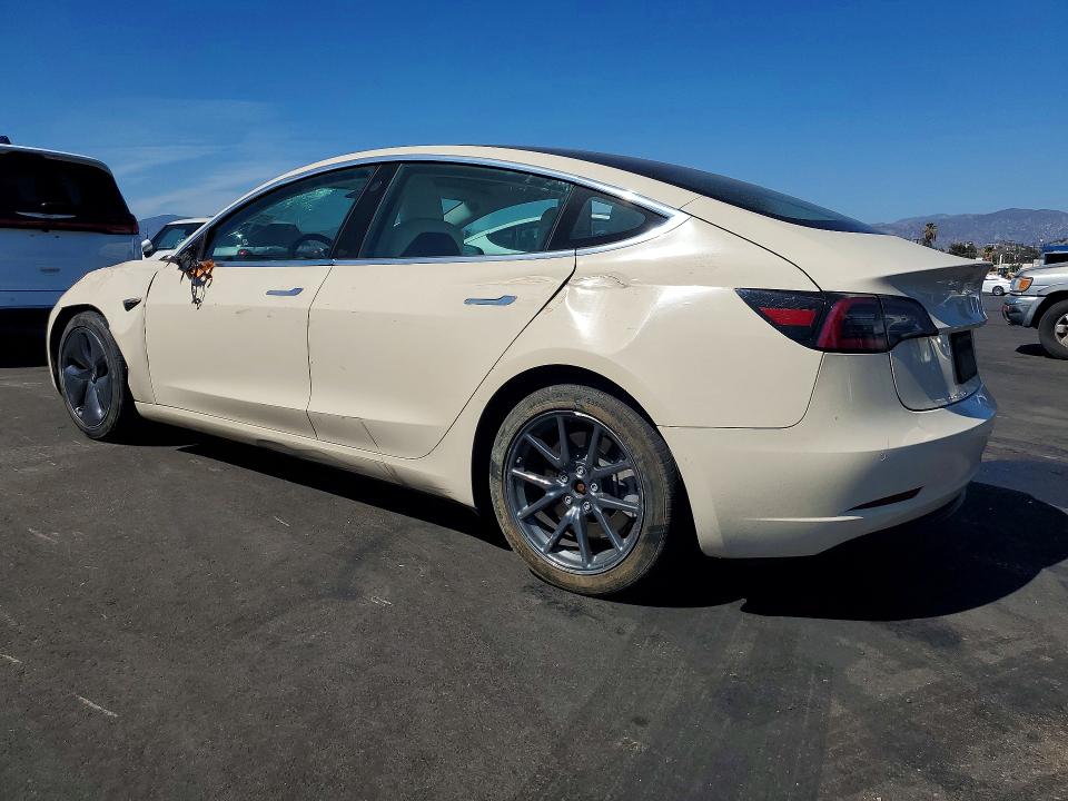 65761336 :رقم المزاد ، 5YJ3E1EA6KF431436 vin ، 2019 Tesla Model 3 مزاد بيع