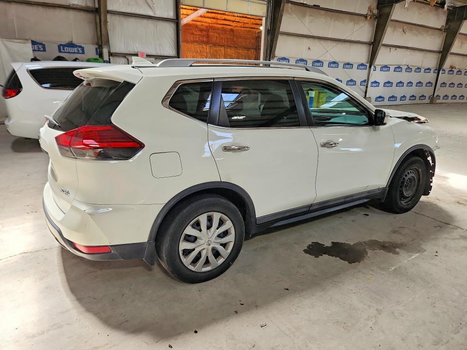 65438586 :رقم المزاد ، 5N1AT2MT1HC840435 vin ، 2017 Nissan Rogue مزاد بيع