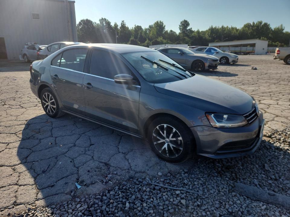 2018 Volkswagen Jetta მანქანა იყიდება აუქციონზე, vin: 3VWDB7AJ3JM251702, აუქციონის ნომერი: 64621896