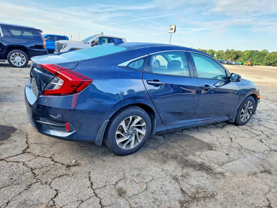 Aukcja sprzedaży 2017 Honda Civic, vin: 19XFC2F78HE075503, numer aukcji: 64074776