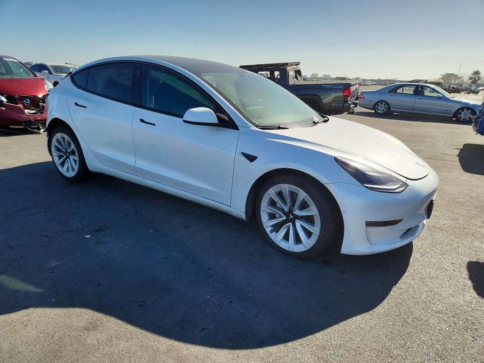 Auction sale of the 2021 Tesla Model 3, vin: 5YJ3E1EB4MF015414, lot number: 63241576