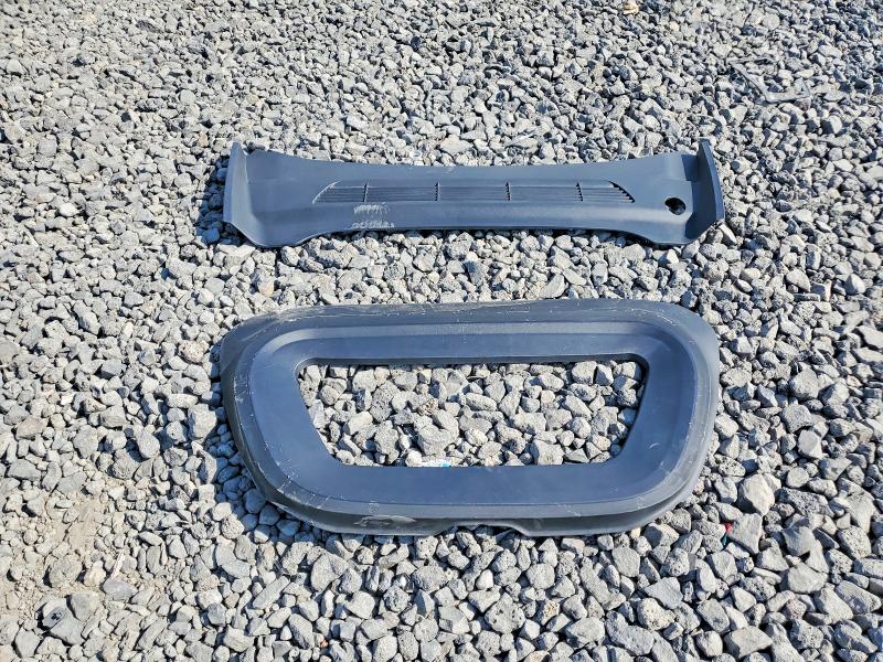 2024 Tesla Model Y მანქანა იყიდება აუქციონზე, vin: 7SAYGDEE2RF116893, აუქციონის ნომერი: 66131506