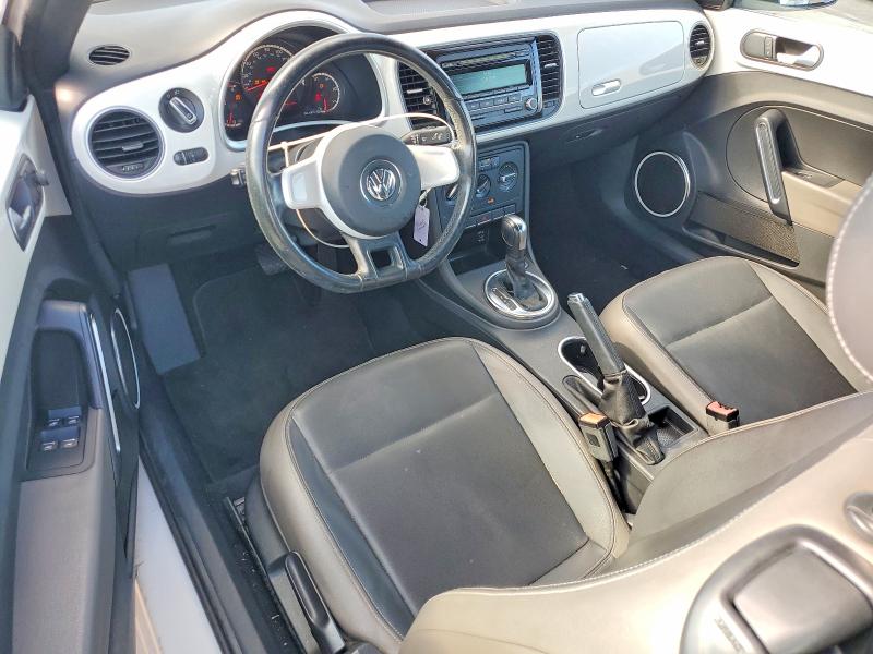 64097946 :رقم المزاد ، 3VW5P7AT5DM826183 vin ، 2013 Volkswagen Beetle مزاد بيع