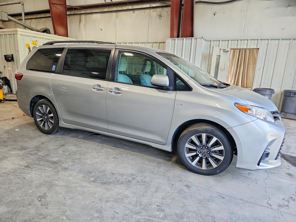 Aukcja sprzedaży 2020 Toyota Sienna, vin: 5TDJZ3DC5LS236709, numer aukcji: 64254136