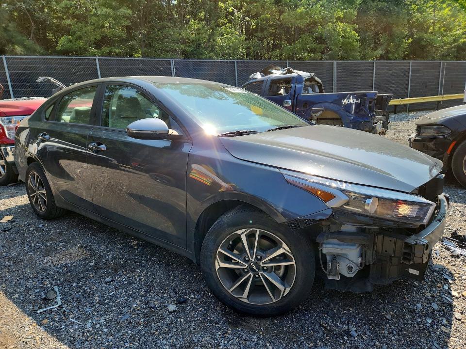 Продажа на аукционе авто 2023 Kia Forte, vin: 3KPF24ADXPE567640, номер лота: 64837366