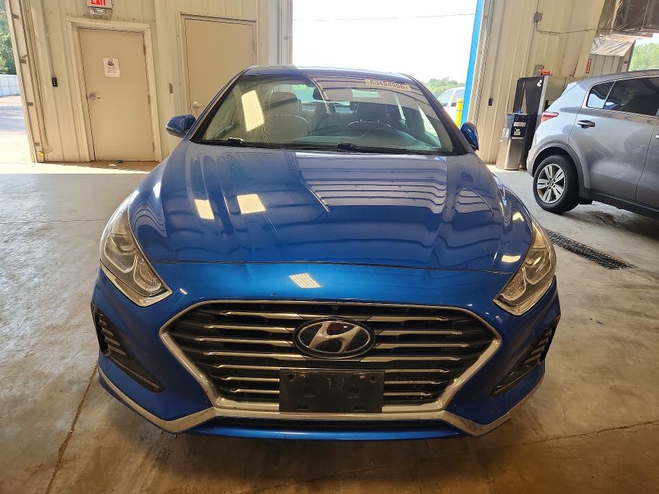 63484966 :رقم المزاد ، 5NPE34AF8JH627492 vin ، 2018 Hyundai Sonata مزاد بيع