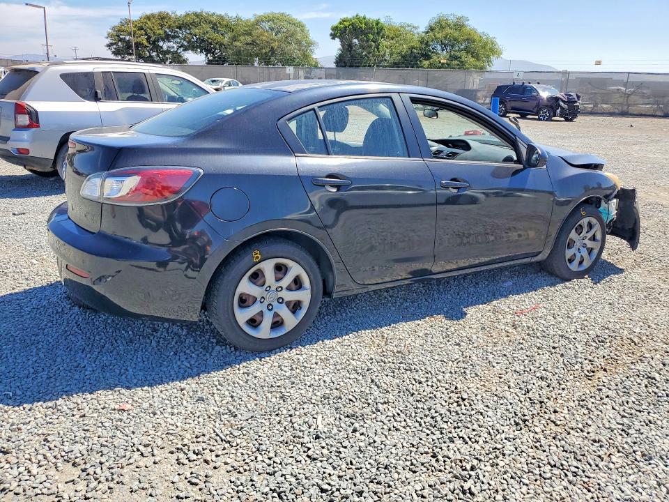2013 Mazda 3 მანქანა იყიდება აუქციონზე, vin: JM1BL1TF5D1817700, აუქციონის ნომერი: 65503736