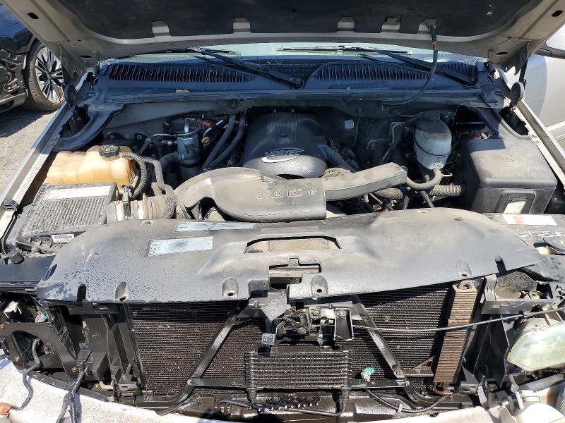 63765626 :رقم المزاد ، 1GNEC13T74R275138 vin ، 2004 Chevrolet Tahoe مزاد بيع