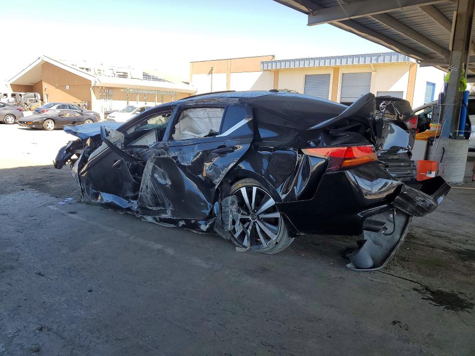 Продажа на аукционе авто 2020 Nissan Altima, vin: 1N4BL4CV0LC141870, номер лота: 63951346