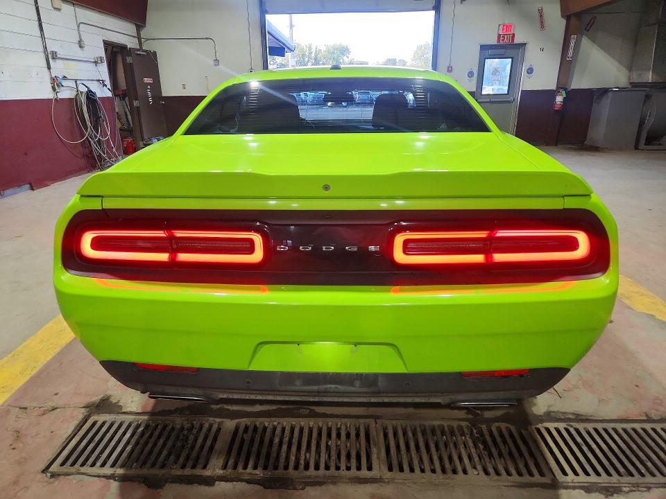 Продажа на аукционе авто 2015 Dodge Challenger, vin: 2C3CDZAT0FH712175, номер лота: 65552486
