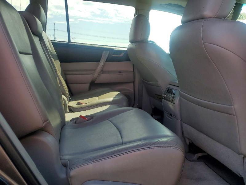 2010 Toyota Highlander მანქანა იყიდება აუქციონზე, vin: 5TDKK3EH3AS009860, აუქციონის ნომერი: 62816376