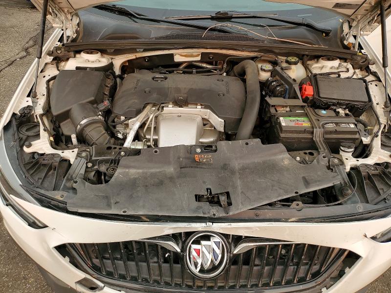 62933056 :رقم المزاد ، W04GV8SX9J1151496 vin ، 2018 Buick Regal Tourx مزاد بيع