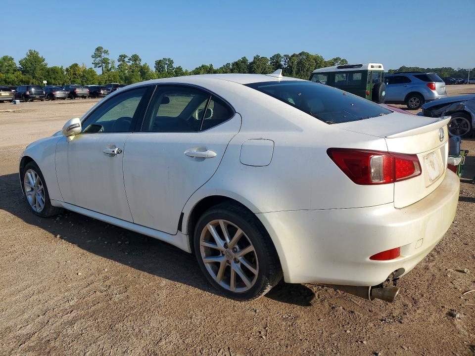 2011 Lexus Is მანქანა იყიდება აუქციონზე, vin: JTHCF5C21B5048990, აუქციონის ნომერი: 64490596